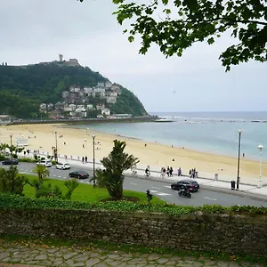 Ondarreta With Independent Entrance Saint-Sébastien